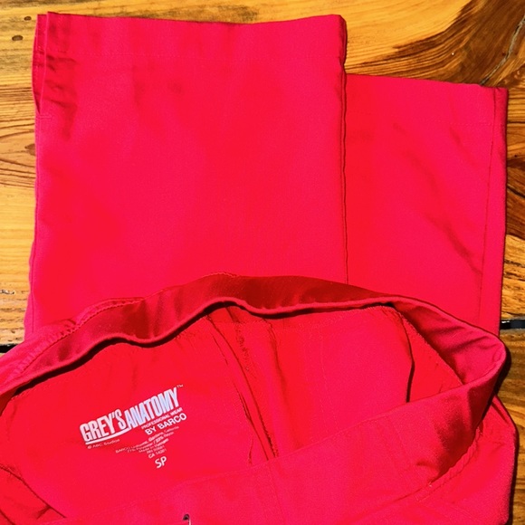 Grey’s Anatomy scrub bottoms - Picture 4 of 4